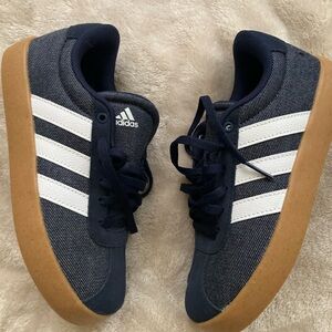 Adidas Kids Navy Sneakers Gum Sole | Size US 2.5